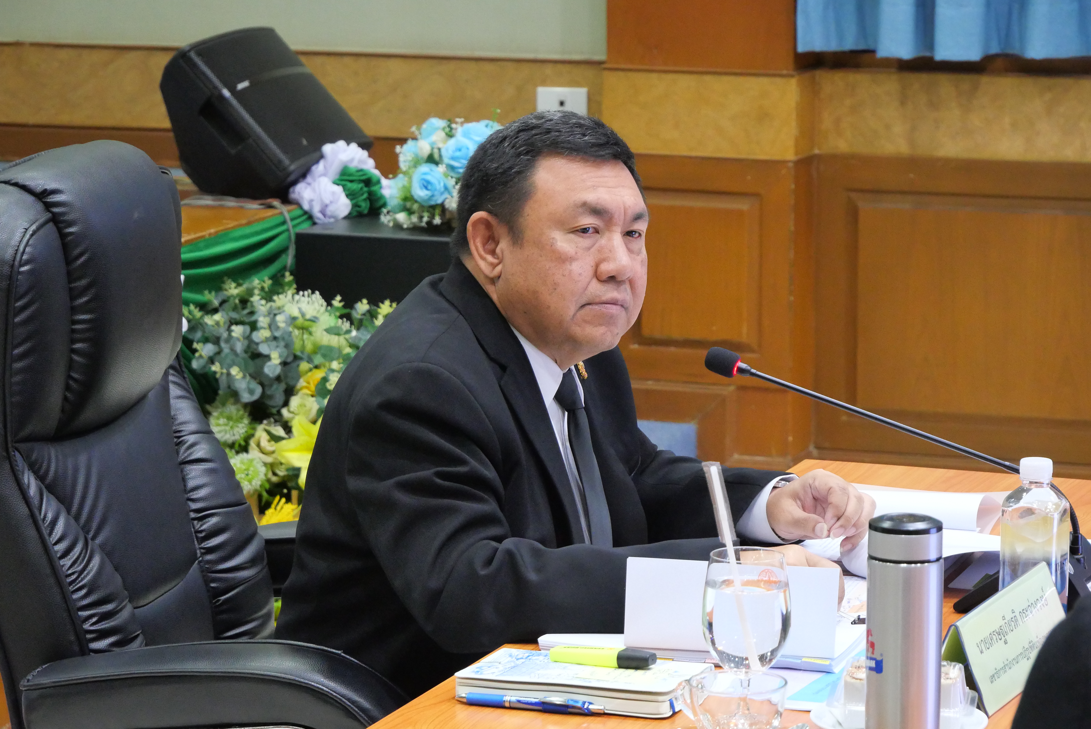 title - ประชุมคณะทำงานติดตามเร่งรัดการใช้จ่ายเงินงบประมาณประจำปีงบประมาณ พ.ศ. 2569 ของสำนักงานการปฏิรูปที่ดินเพื่อเกษตรกรรม ครั้งที่ 8/2568